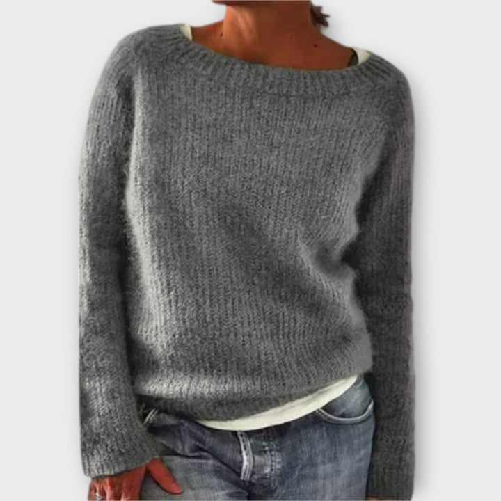 VENALARAE – SOLID COLOR KNIT SWEATER