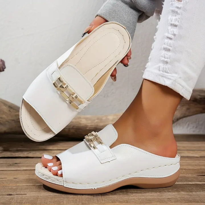 Brittany - Comfy Buckle Sandals