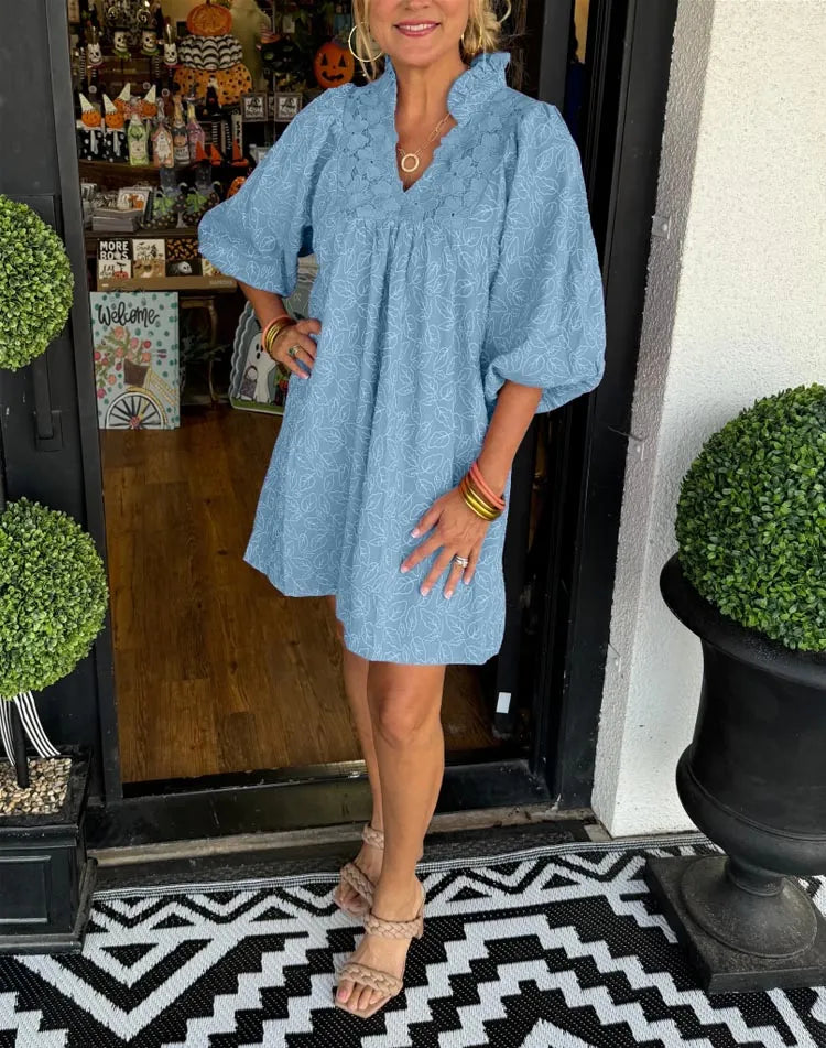 CALINDRA – V-NECK LACE DETAIL DRESS