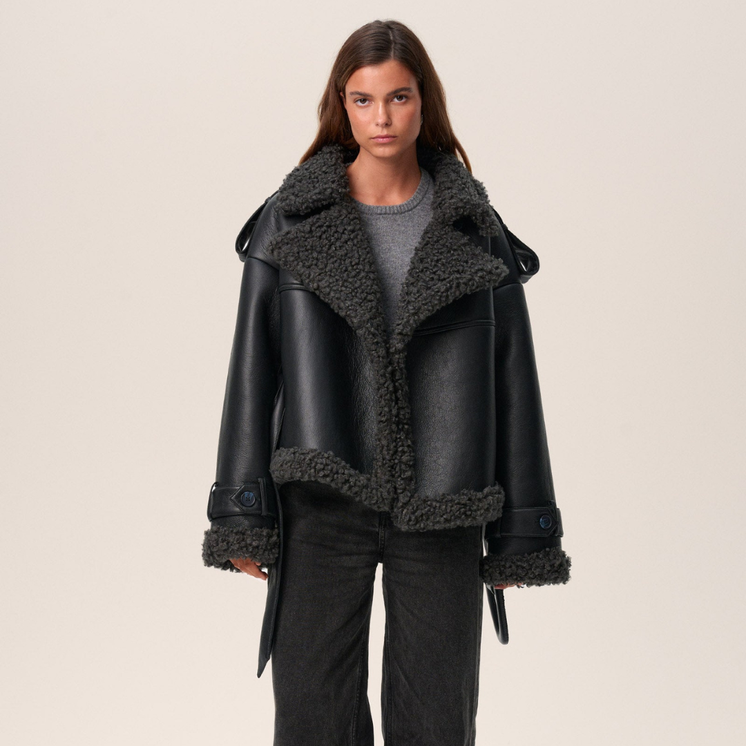 ORINELLE – BELTED SHEARLING COAT WITH TIMELESS ELEGANCE