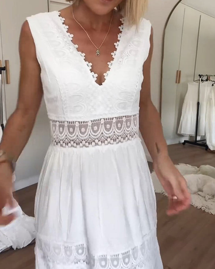 Taya – Clover White Lace Dress