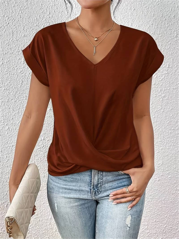 Amara - Elegant T-Shirt