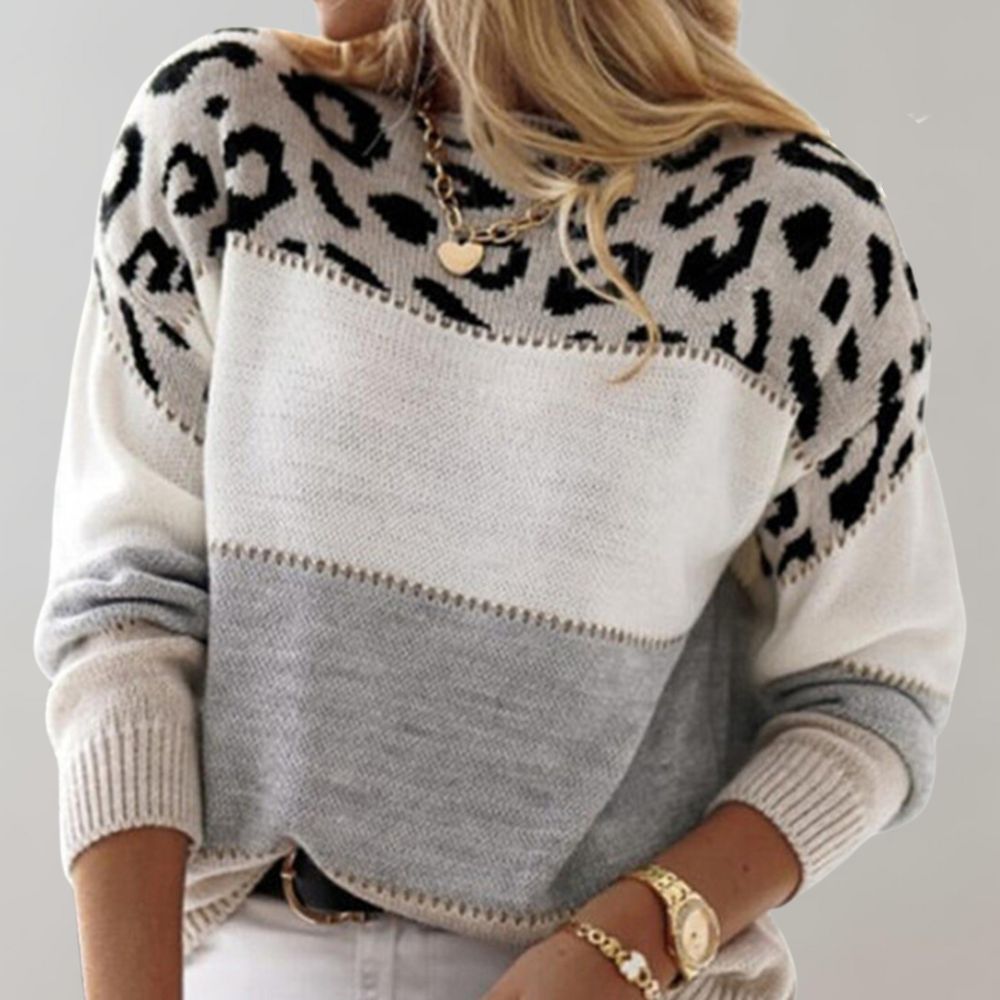 Laura - Casual Sweater with Leopard Design