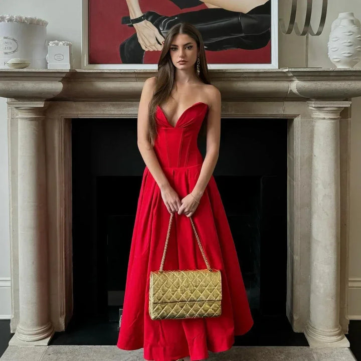 Aria – Sleek Strapless Pleated Midi Dress