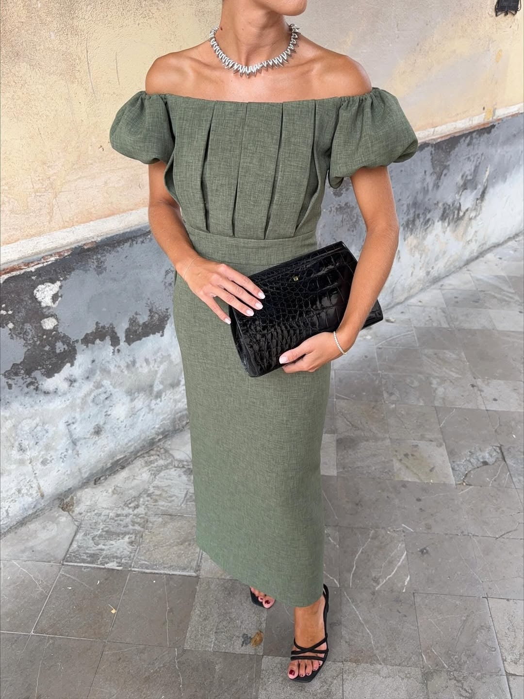 Elegant One Shoulder Puff Sleeve Pleated Dress