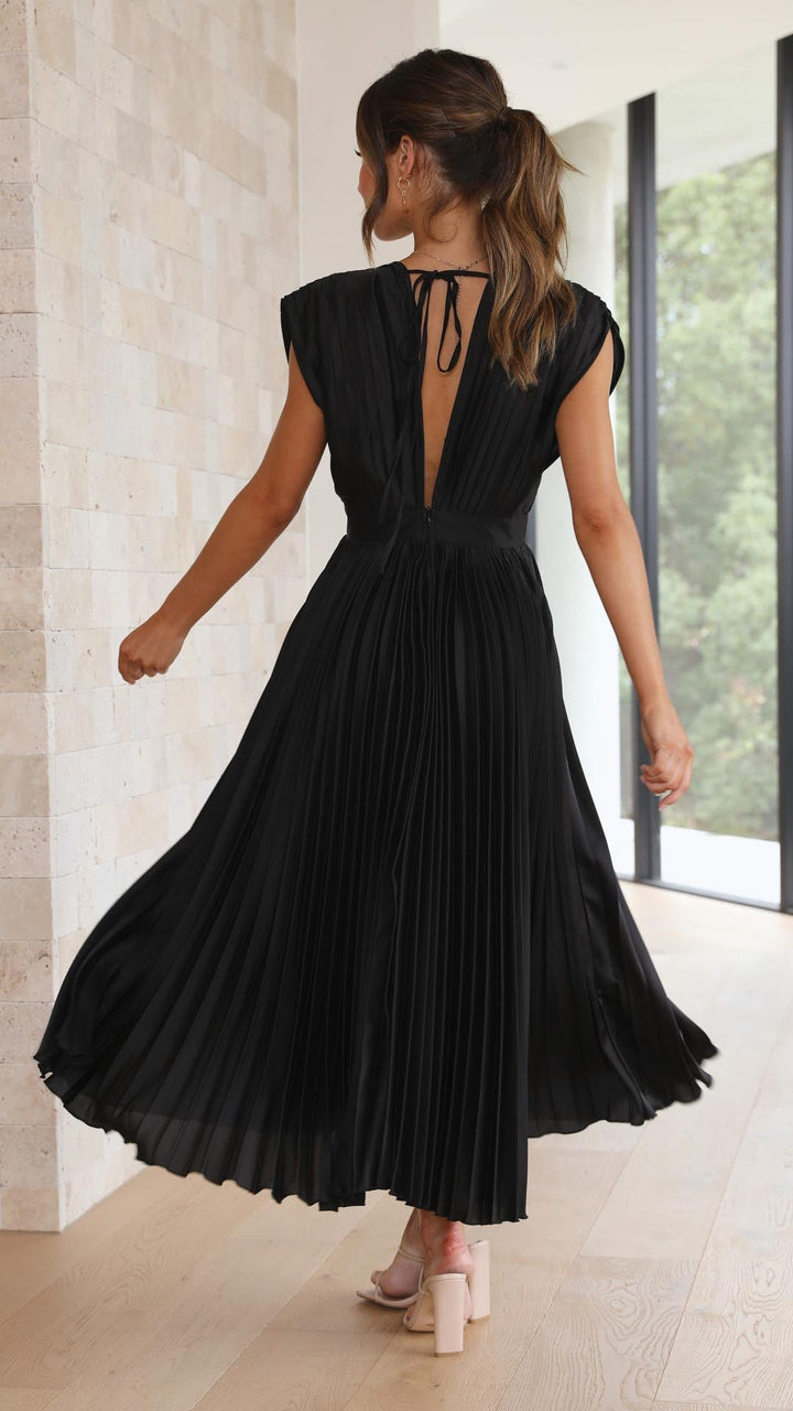 ZENIVIRA – PLEATED MAXI DRESS
