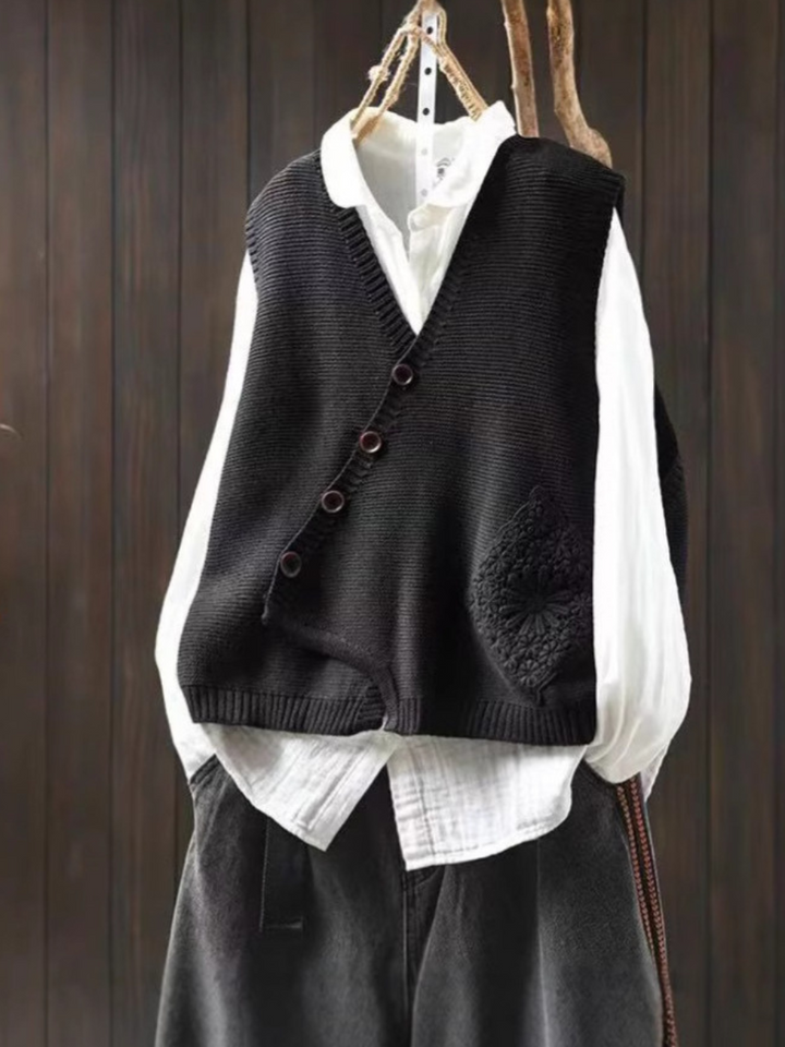 THE ELOWYN - KNIT VEST