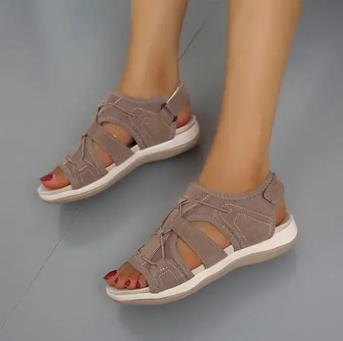 Daphne - Stylish, adjustable summer sandals with arch support