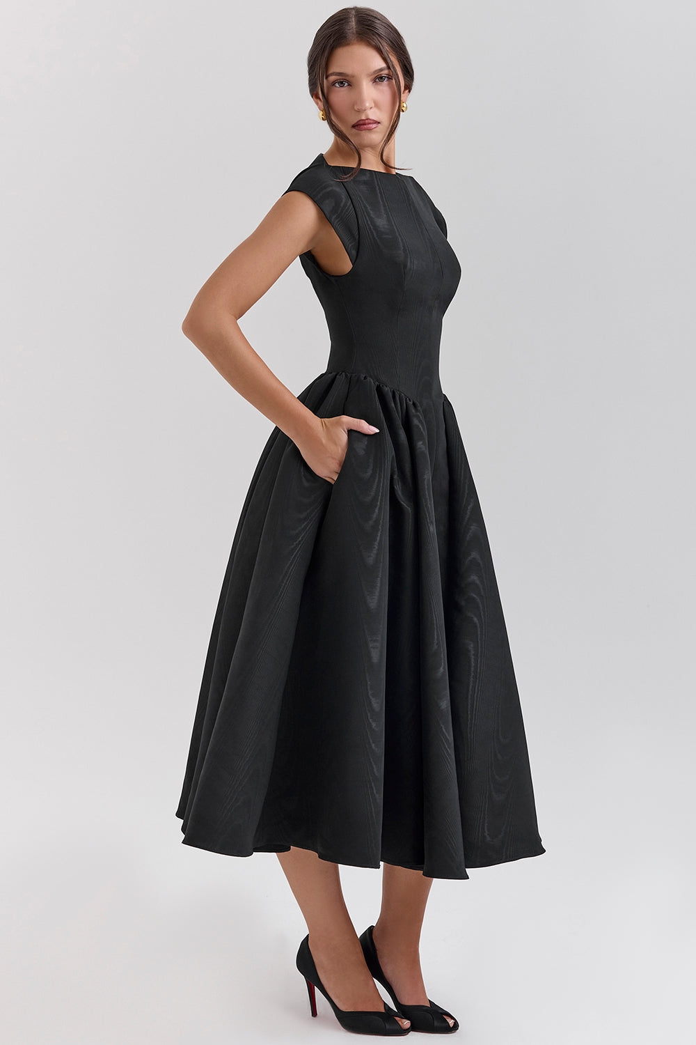 ISENDRIA – SATIN MIDI GOWN FOR SOPHISTICATED ELEGANCE