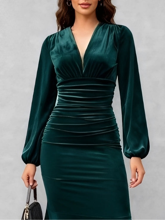 Elegant V-Neck Green Velvet Fishtail Midi Dress