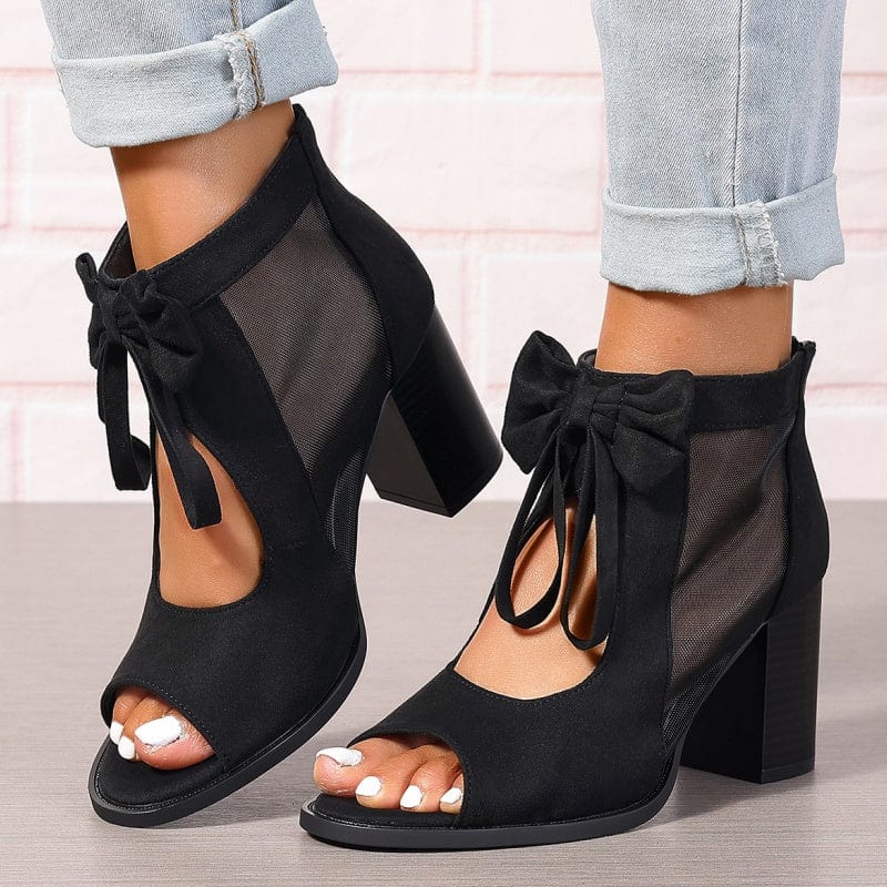 EVELYNRA – LUNETTE BOW HEELS