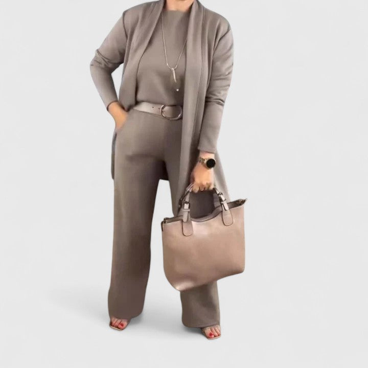 AURISYN – ELEGANT THREE-PIECE SET