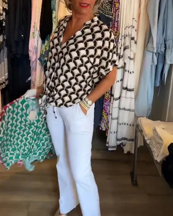 Audrey - Casual Top with Print and V-Neck